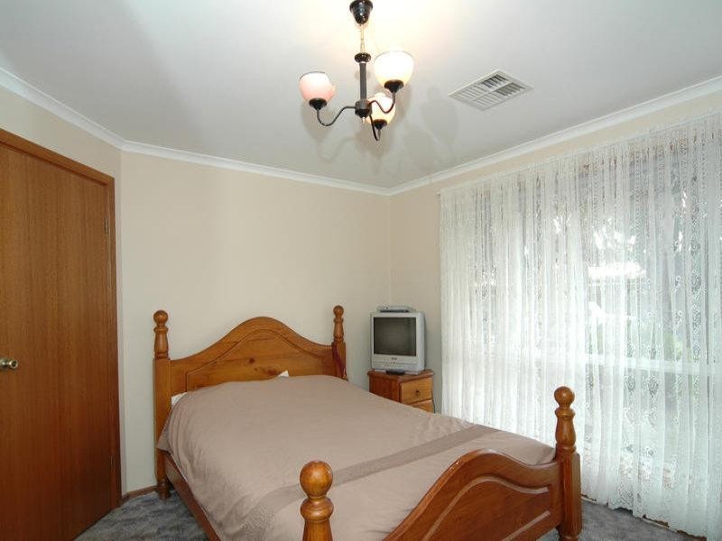 2 Winston Avenue PARALOWIE 5108, Paralowie SA 5108