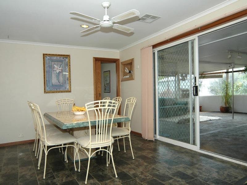 2 Winston Avenue PARALOWIE 5108, Paralowie SA 5108