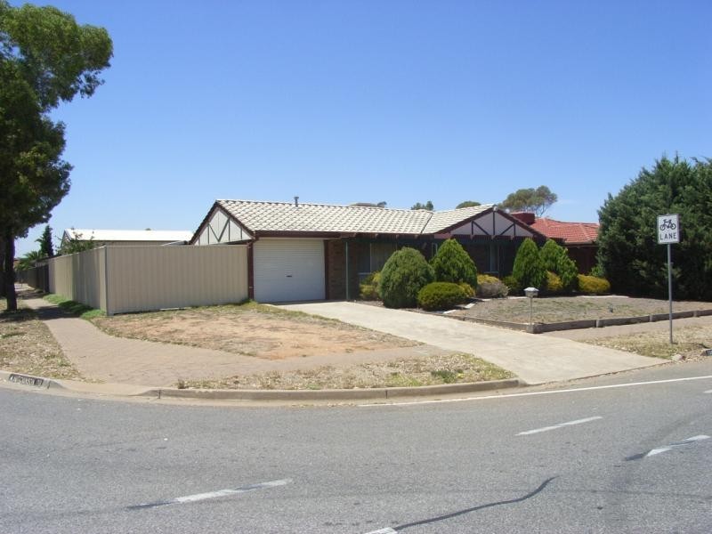 136 Andrew Smith Drive PARAFIELD GARDENS 5107, Parafield Gardens SA 5107