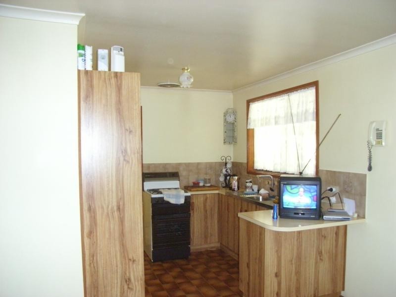 100 Kensington  Way BURTON 5110, Burton SA 5110