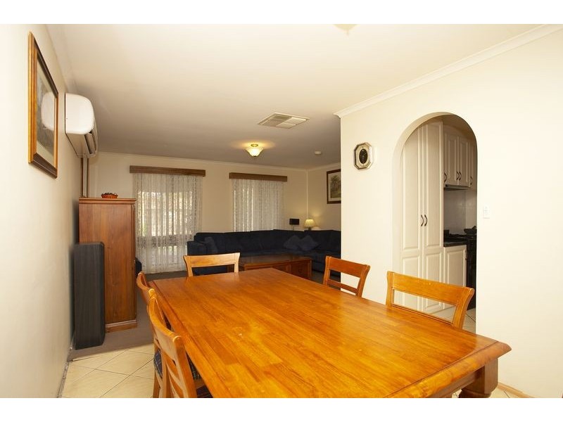 18 Tracey  Avenue PARALOWIE 5108, Paralowie SA 5108