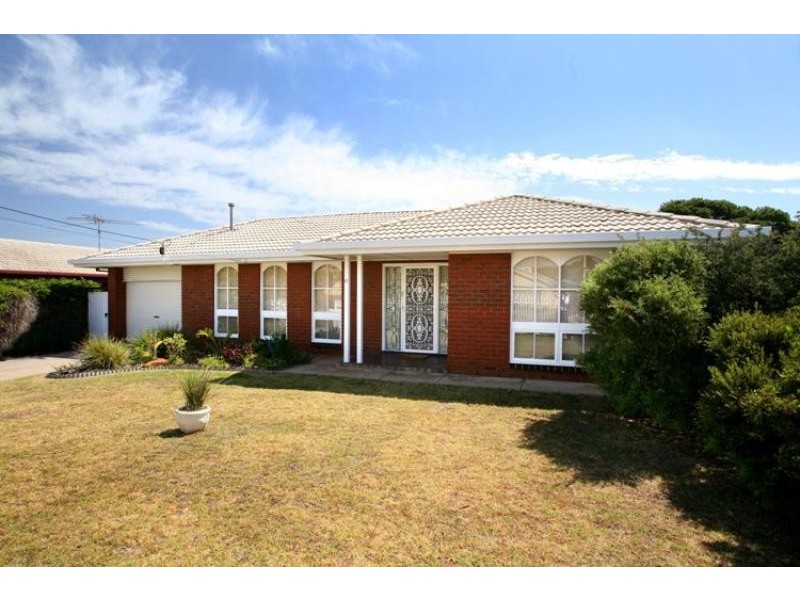 17 Clement Terrace CHRISTIES BEACH 5165, Christies Beach SA 5165