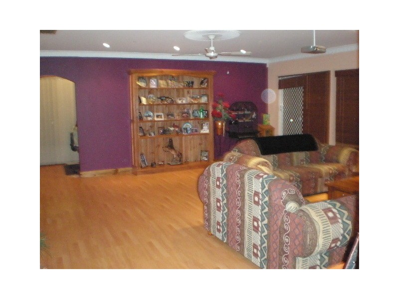 31 Paramount  Road SALISBURY DOWNS 5108, Salisbury Downs SA 5108