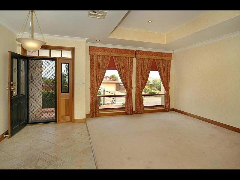 1 Holly Place GOLDEN GROVE 5125, Golden Grove SA 5125