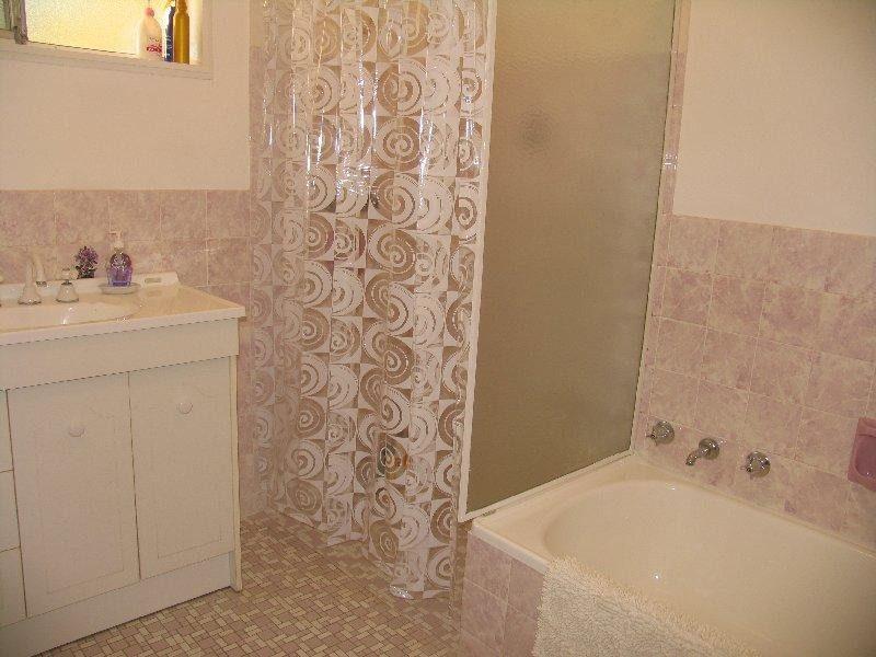 8 Avis Court VALLEY VIEW 5093, Valley View SA 5093