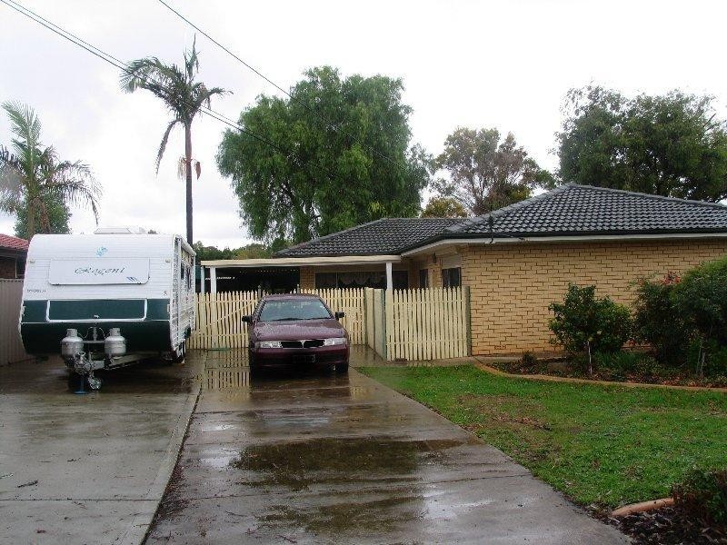 13 Domain Avenue PARA VISTA 5093, Para Vista SA 5093