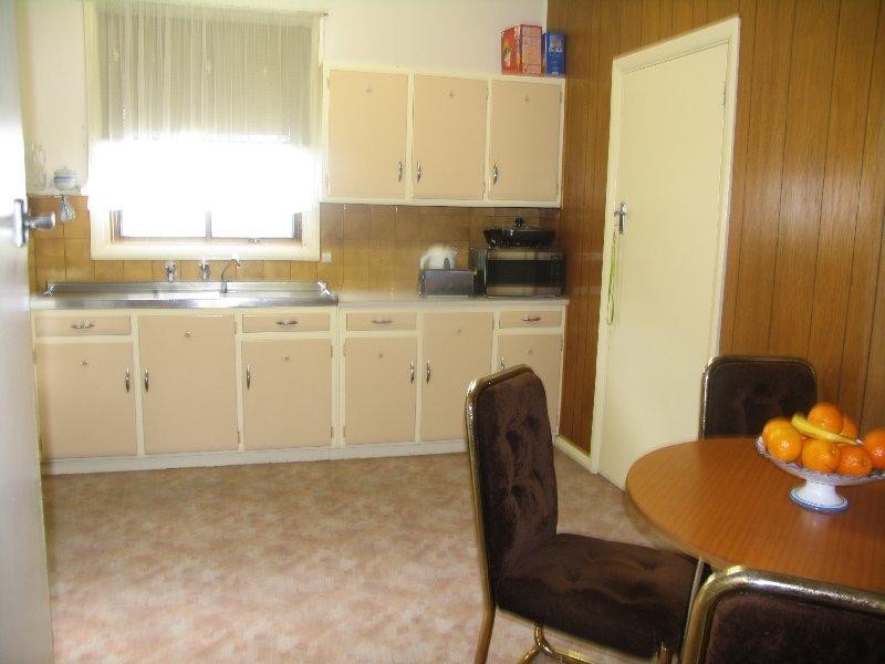 4  Glanton Crescent WINDSOR GARDENS 5087, Windsor Gardens SA 5087