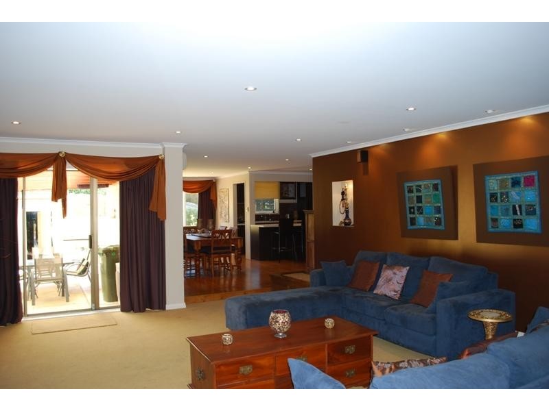 20 Wahroonga Avenue VALLEY VIEW 5093, Valley View SA 5093