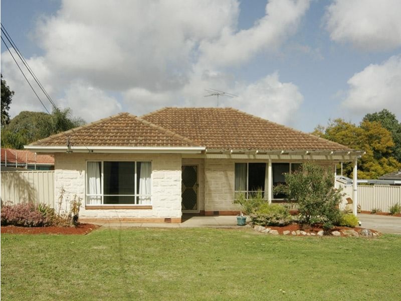 9 Leabrook  Drive PARA HILLS 5096, Para Hills SA 5096