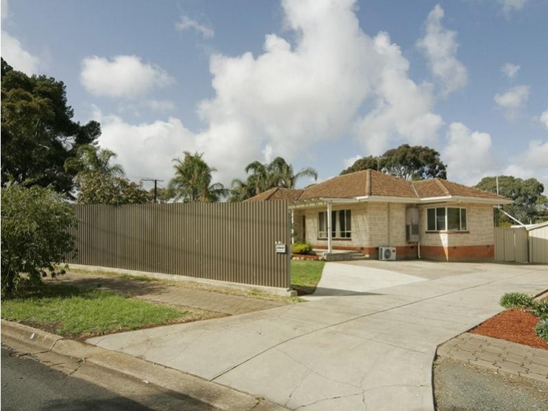 9 Leabrook  Drive PARA HILLS 5096, Para Hills SA 5096