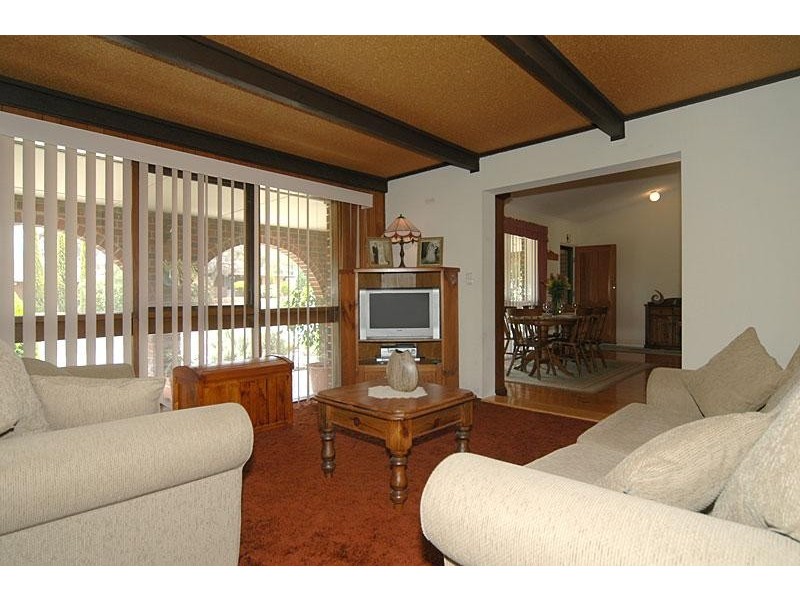 2 Wirilda Avenue SURREY DOWNS 5126, Surrey Downs SA 5126