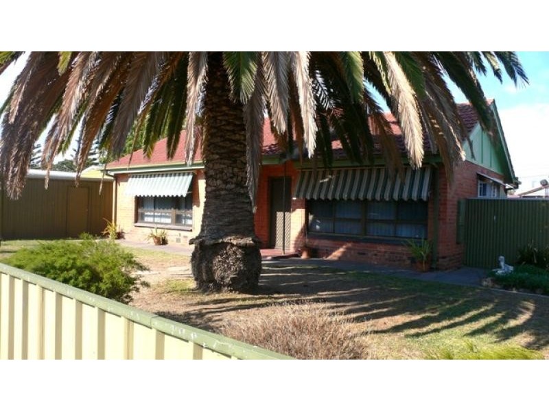 4 Westmoreland  Avenue LARGS NORTH 5016, Largs North SA 5016
