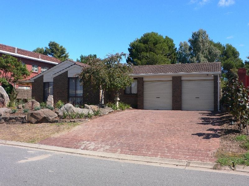 4 Kerr Grove WEST LAKES 5021, West Lakes SA 5021