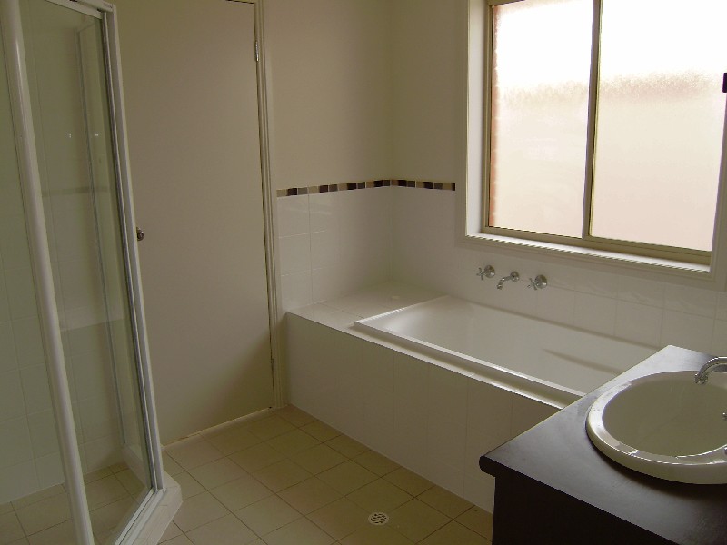 - Shannon Court MURRAY BRIDGE 5253, Murray Bridge SA 5253
