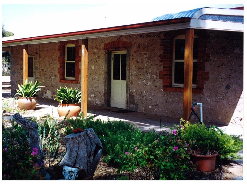 - Schenscher  Road MONARTO 5254, Monarto SA 5254