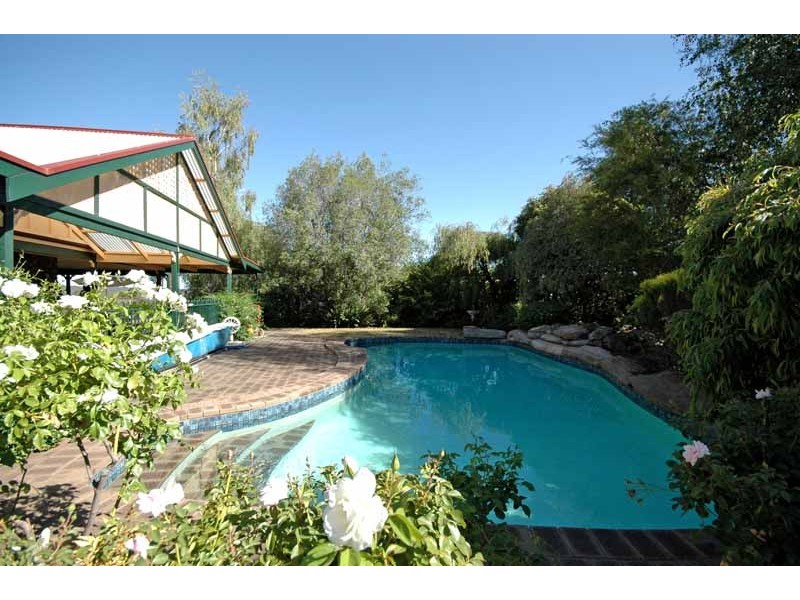 694 Cherry Gardens Road CHERRY GARDENS 5157, Cherry Gardens SA 5157