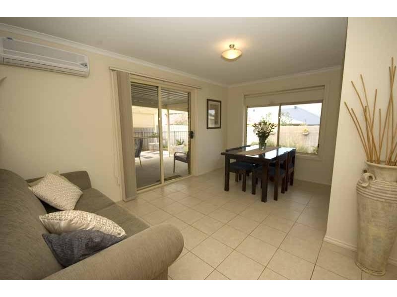 18 Parkview  Drive MOUNT BARKER 5251, Mount Barker SA 5251