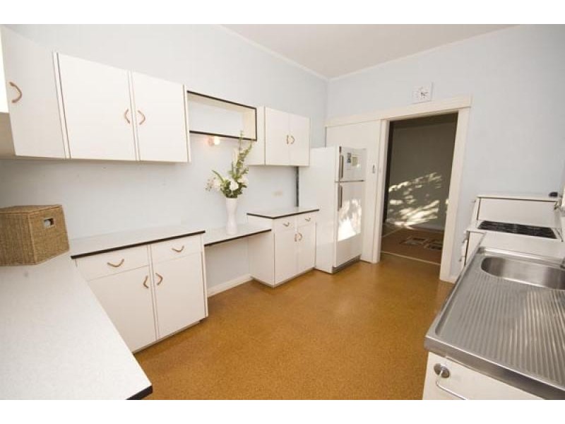 14 Ashmore Road BELLEVUE HEIGHTS 5050, Bellevue Heights SA 5050