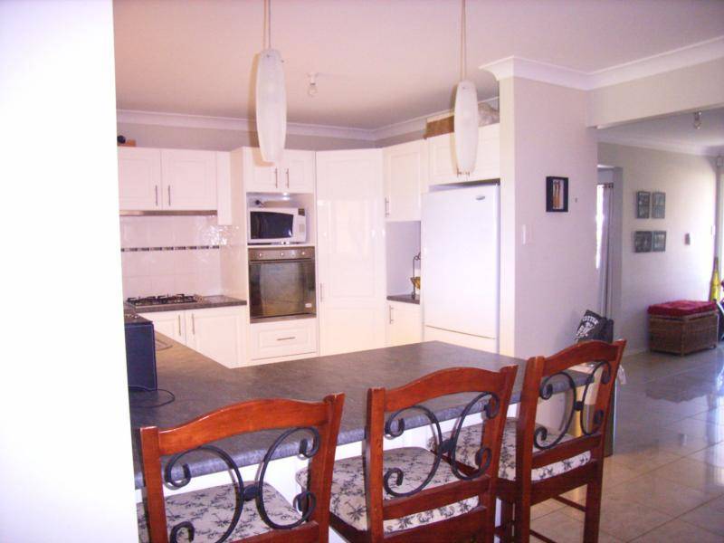 18 Bataan Circuit BATEAU BAY 2261, Bateau Bay NSW 2261