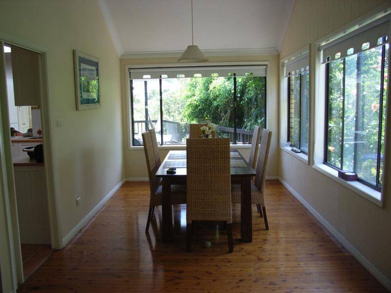 6 Pasadena Avenue BATEAU BAY 2261, Bateau Bay NSW 2261