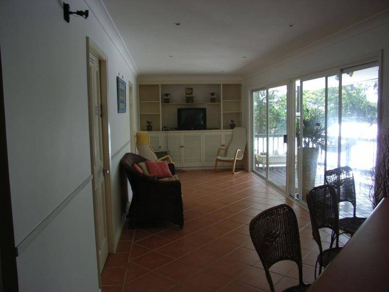 6 Pasadena Avenue BATEAU BAY 2261, Bateau Bay NSW 2261