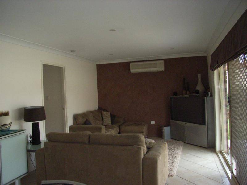 10 Scarborough Place BATEAU BAY 2261, Bateau Bay NSW 2261