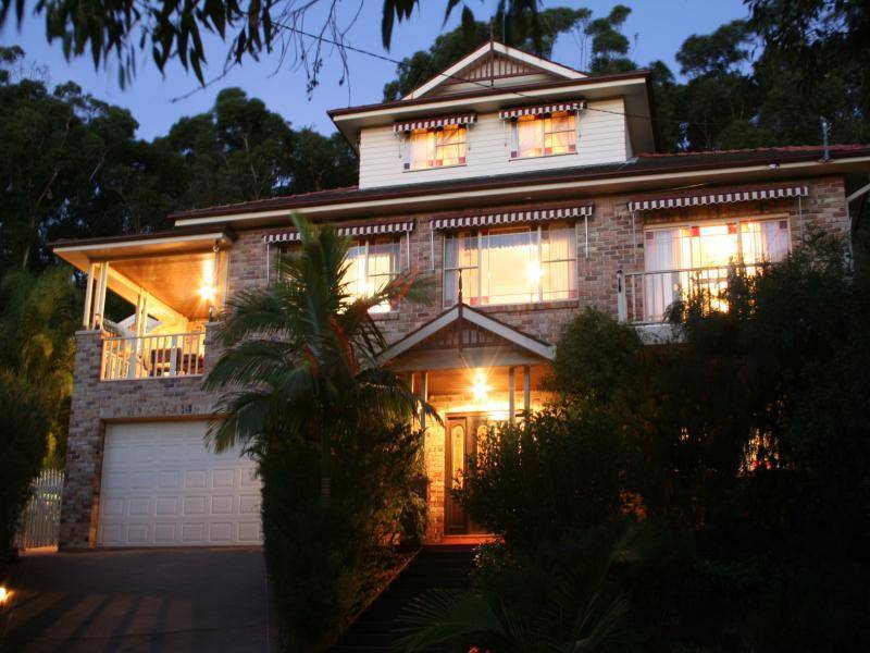 8 Peter  Avenue FORRESTERS BEACH 2260, Forresters Beach NSW 2260