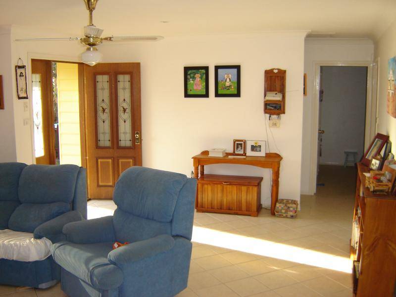 54  Hume Boulevard KILLARNEY VALE 2261, Killarney Vale NSW 2261