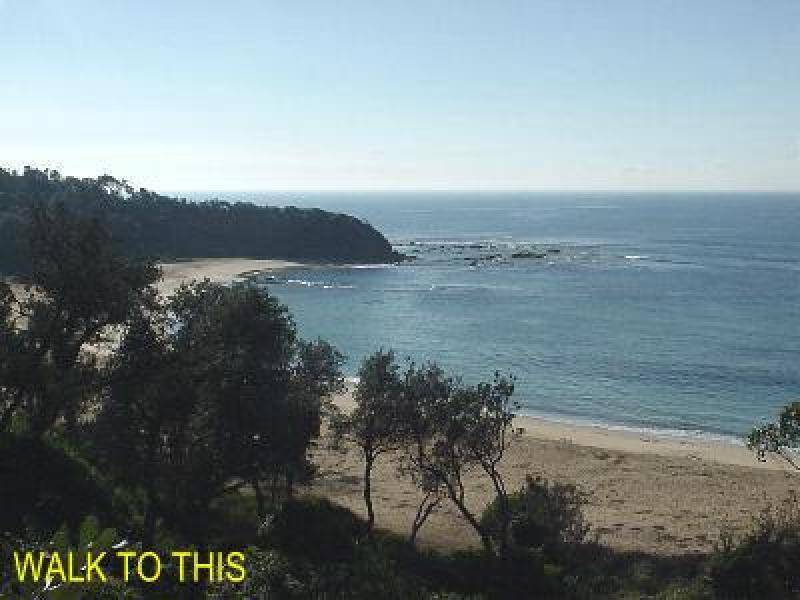 9 Altona Avenue BATEAU BAY 2261, Bateau Bay NSW 2261