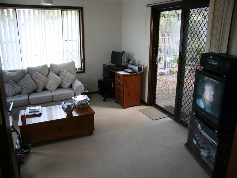 8 Belford Avenue BATEAU BAY 2261, Bateau Bay NSW 2261