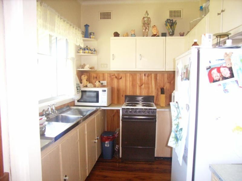 35 Farrar Road KILLARNEY VALE 2261, Killarney Vale NSW 2261