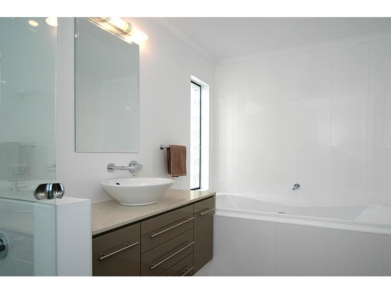 87 Isla Circuit MAWSON LAKES 5095, Mawson Lakes SA 5095