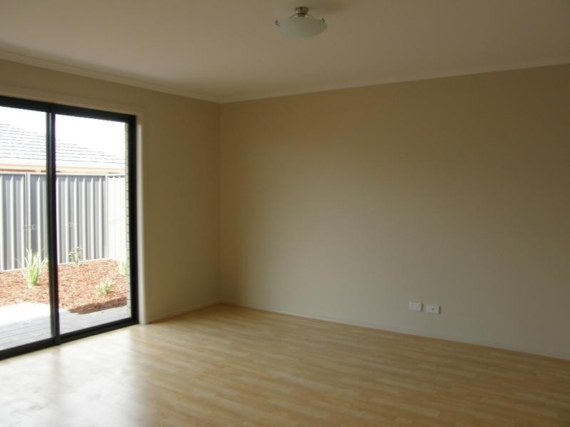 33 Days Drive MUNNO PARA WEST 5115, Munno Para West SA 5115