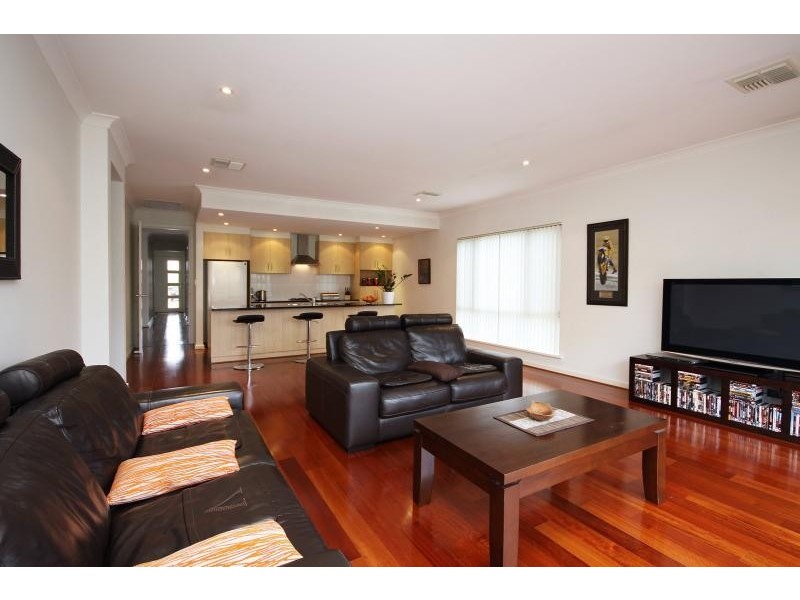 11 Innes Circuit MAWSON LAKES 5095, Mawson Lakes SA 5095