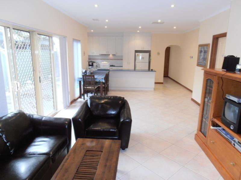 6 Dotterel Place MAWSON LAKES 5095, Mawson Lakes SA 5095