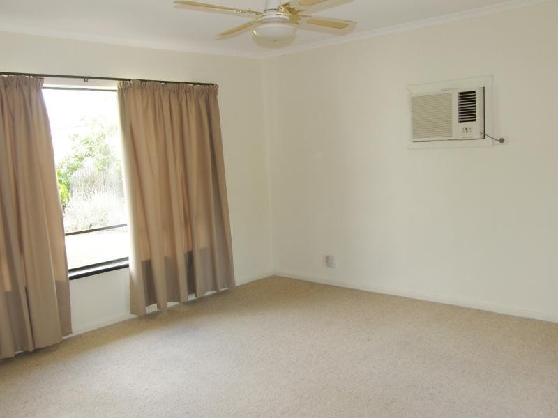 77 Northcote Drive PARA HILLS WEST 5096, Para Hills West SA 5096