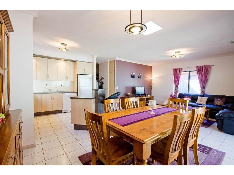 14 Maple Circuit MAWSON LAKES 5095, Mawson Lakes SA 5095