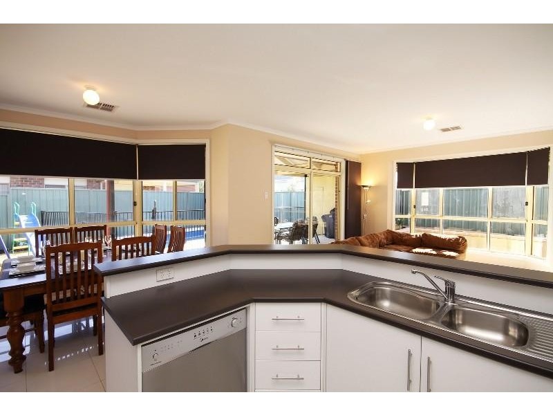 13 Newland Way MAWSON LAKES 5095, Mawson Lakes SA 5095