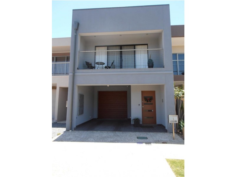 5 Pine Court MAWSON LAKES 5095, Mawson Lakes SA 5095