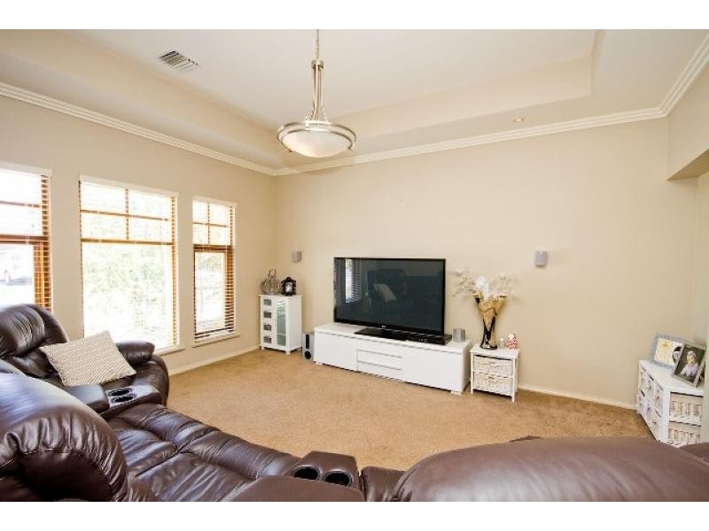12 Oriole Walk MAWSON LAKES 5095, Mawson Lakes SA 5095