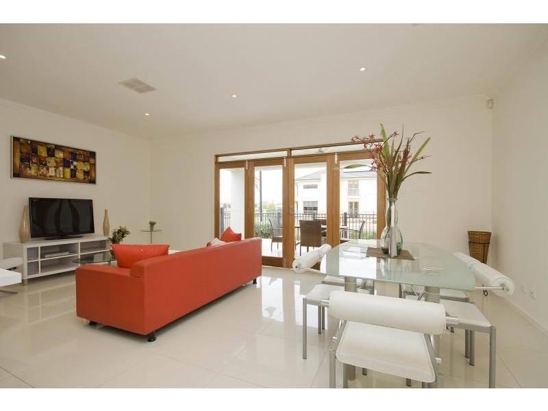 58 Isla Circuit MAWSON LAKES 5095, Mawson Lakes SA 5095