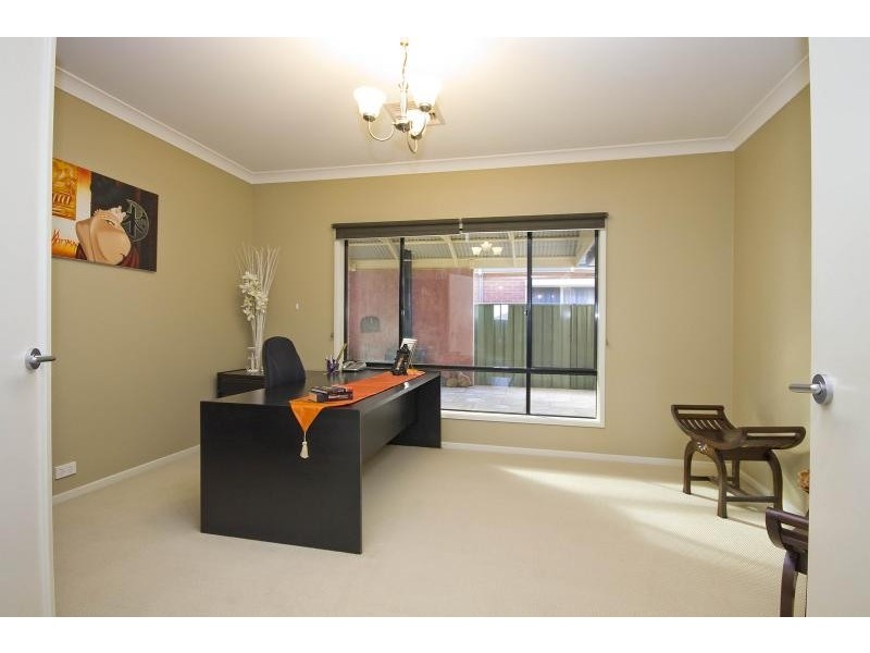25 Brimpton Avenue MAWSON LAKES 5095, Mawson Lakes SA 5095
