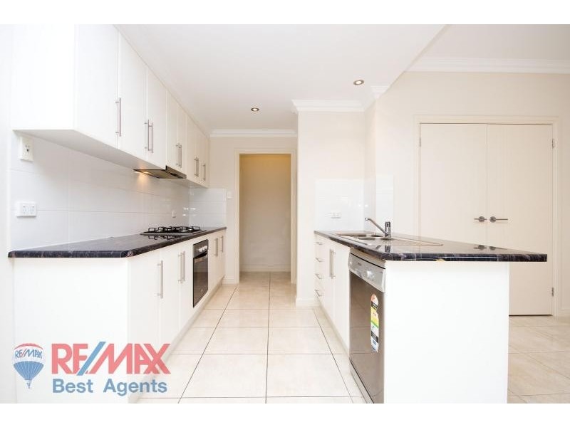 71 Macmillan Avenue MAWSON LAKES 5095, Mawson Lakes SA 5095