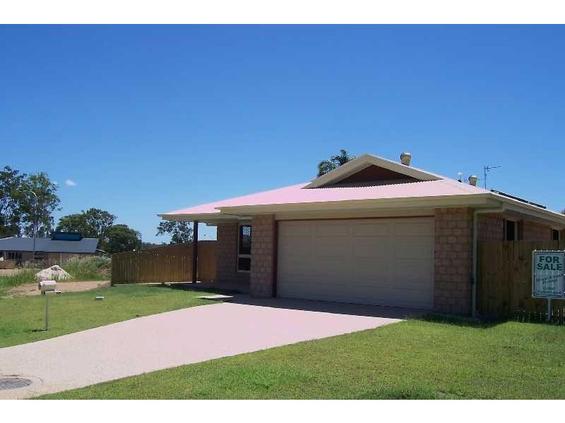 38 Bauhinia Street BOYNE ISLAND 4680, Boyne Island QLD 4680