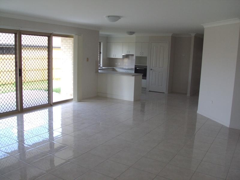 27 Sunpoint Way CALLIOPE 4680, Calliope QLD 4680