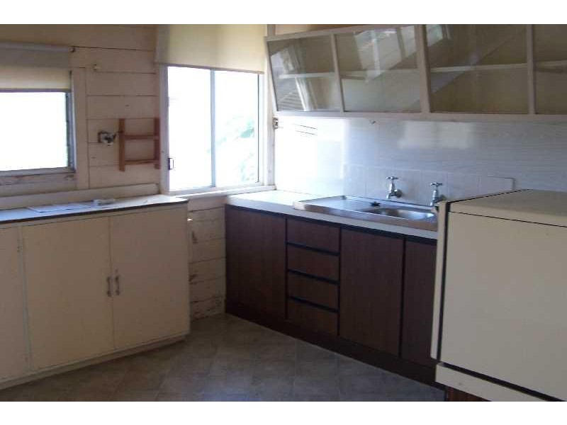 24 Off Street GLADSTONE 4680, Gladstone QLD 4680