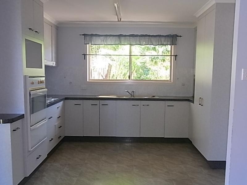 37 Brin Street BOYNE ISLAND 4680, Boyne Island QLD 4680