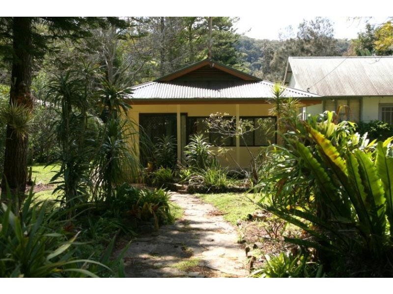 12 Monash Avenue GREAT MACKEREL BEACH 2108, Great Mackerel Beach NSW 2108