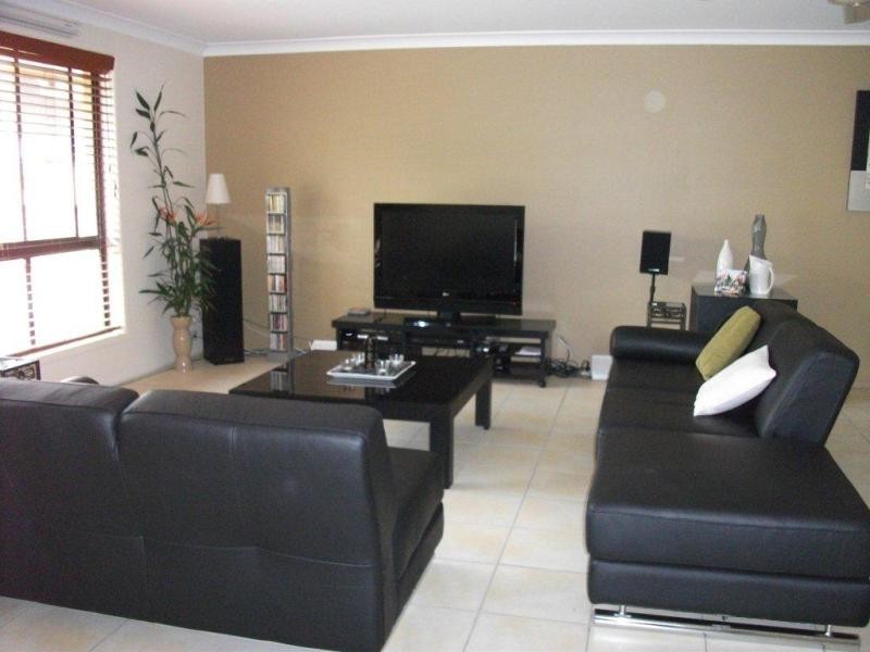 46 Fairsky Avenue MERMAID WATERS 4218, Mermaid Waters QLD 4218