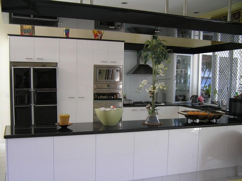 16 Excalibur Court SOVEREIGN ISLANDS 4216, Sovereign Islands QLD 4216